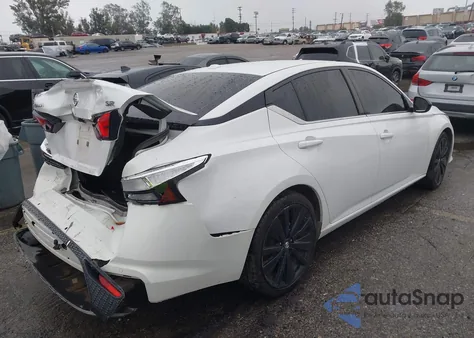 2022 Nissan Altima Sr Fwd z USA, uszkodzony, nr VIN 1N4BL4CV3NN381440